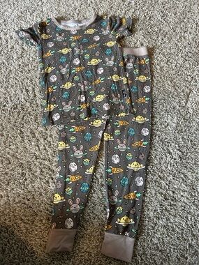 OuterSpace Bunny Bamboo Set.